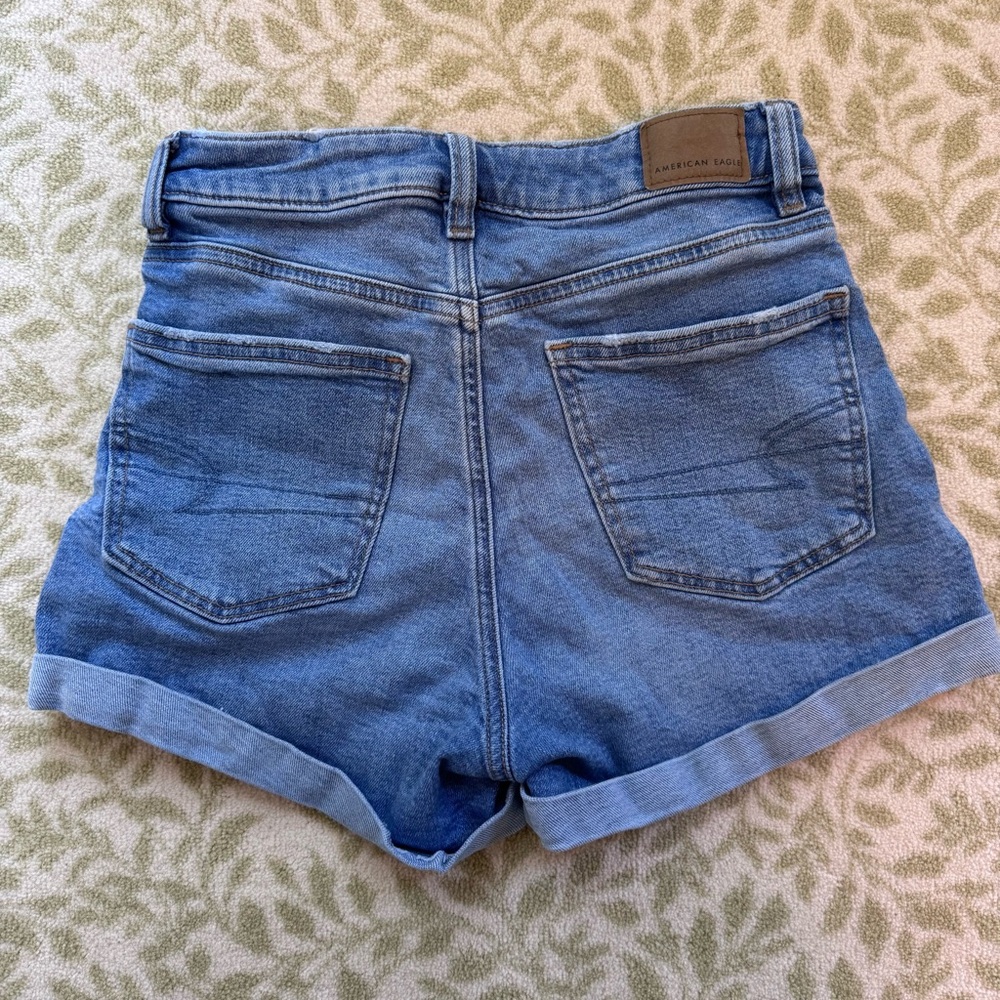 American Eagle Mom Short Jean Shorts Medium Wash Size 0 - Picture 5 of 6